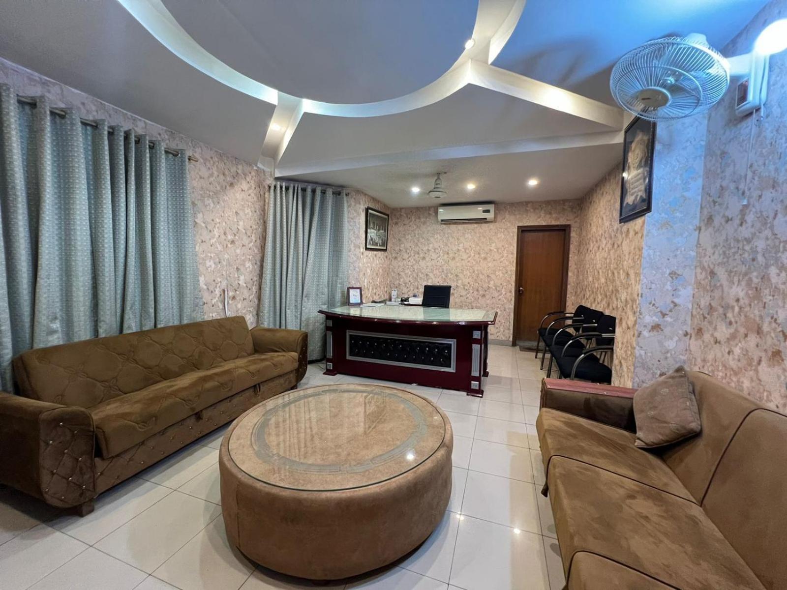 Hotel Tourist Inn Lahor Dış mekan fotoğraf